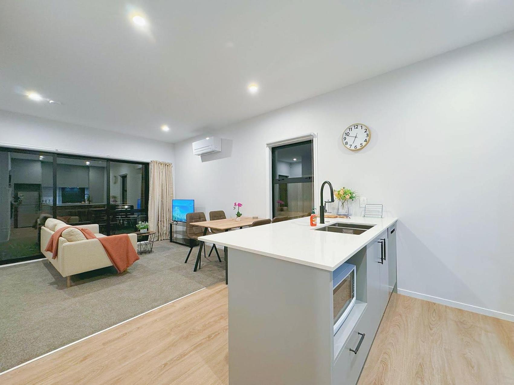 Modern & Stylish 3 Bedroom At Lowerhutt Lower Hutt Eksteriør bilde